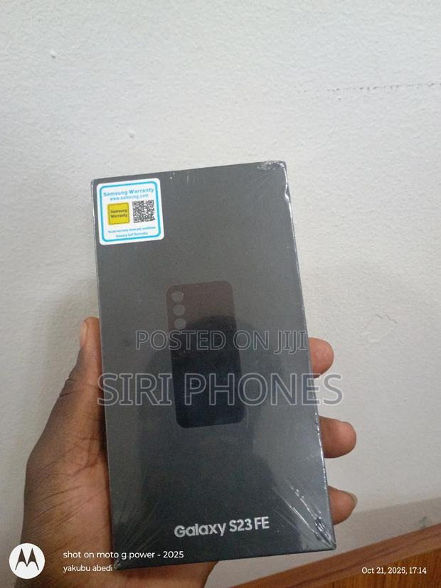 New Samsung Galaxy S23 FE 128 GB Purple photo 2