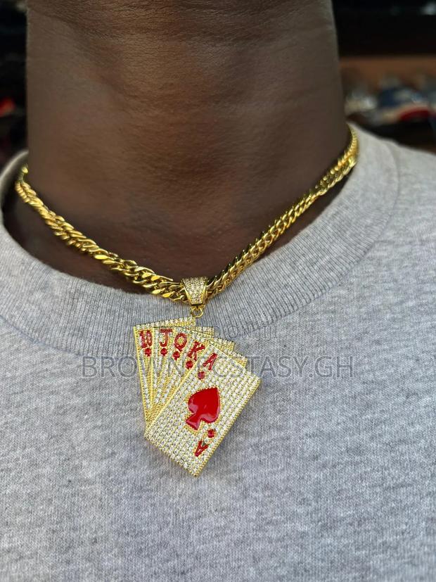 Iced Poker Necklace · Photo 4