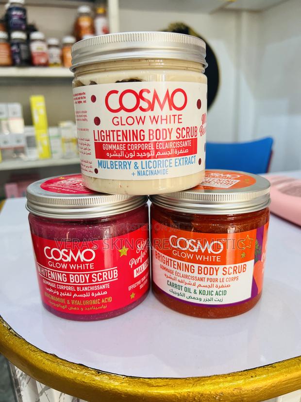 Cosmo Whitening Body Scrub · Photo 2
