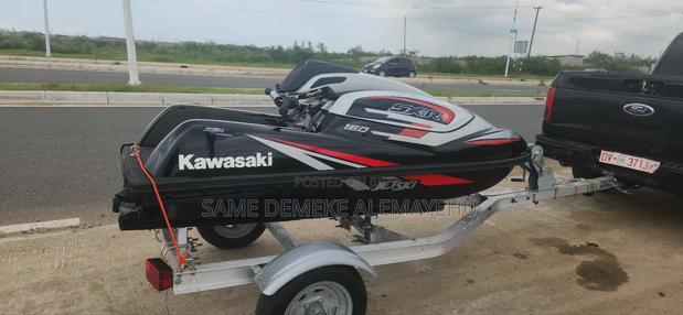 Kawasaki SXR 160 Jetski photo 2