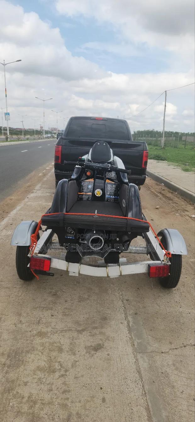 Kawasaki SXR 160 Jetski photo 4