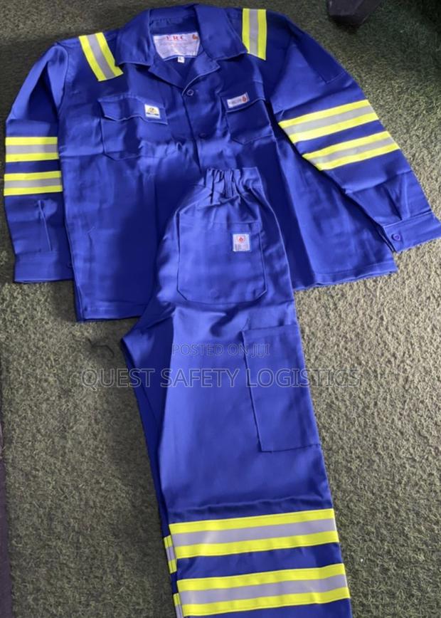 Fire Retardant Overall · Photo 3