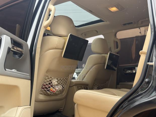 Toyota Land Cruiser 4.5 V8 VXR 2021 Black