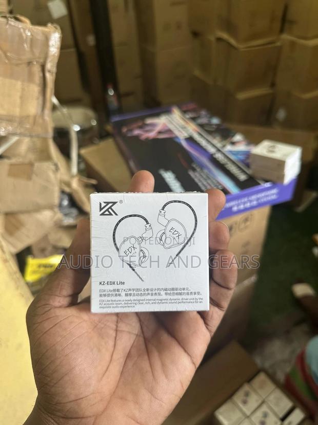 Kz Edx Lite in Ear Monitor Headphone · Photo 3