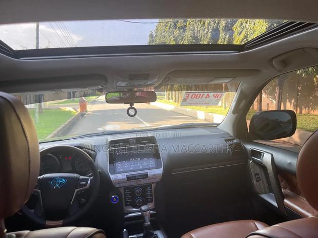 Toyota Land Cruiser Prado 2.7 2017 Black