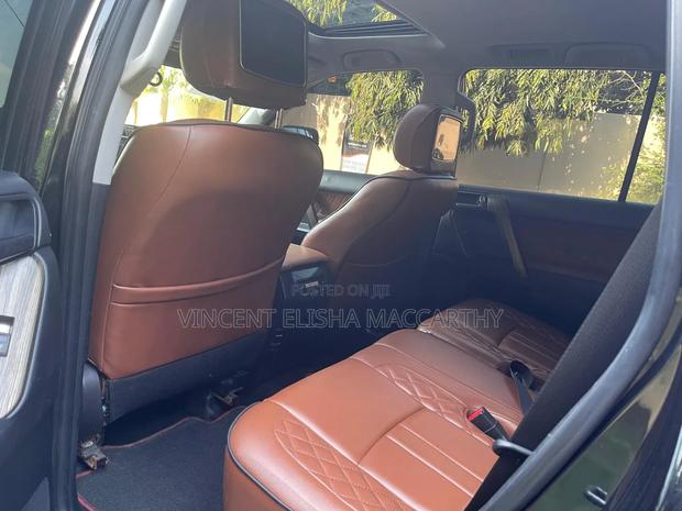 Toyota Land Cruiser Prado 2.7 2017 Black