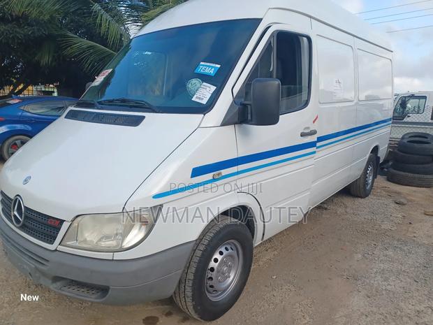 Mercedes-Benz Sprinter 2006 White