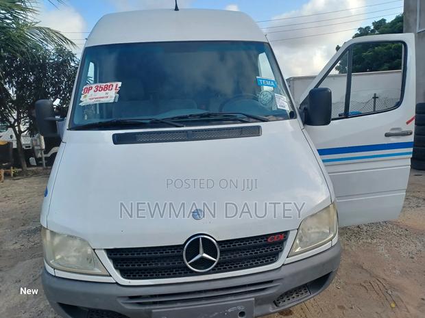 Mercedes-Benz Sprinter 2006 White