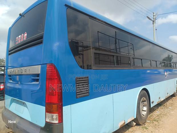 Hyundai Aero Town 2010 Blue