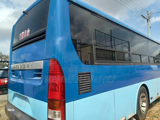 Hyundai Aero Town 2010 Blue