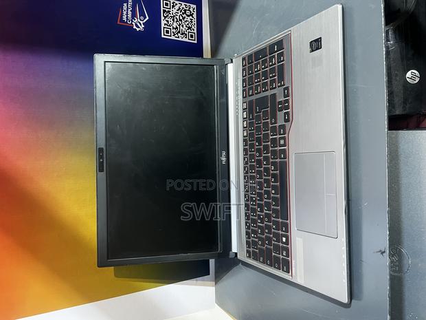 Laptop Fujitsu Lifebook A555 8GB Intel Core I5 SSD 256GB photo 4