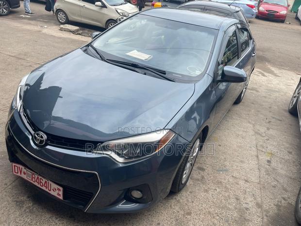 Toyota Corolla LE 4dr Sedan (1.8L 4cyl CVT) 2016 Gray