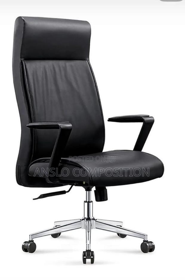 Manager Executive Chair · Photo 2