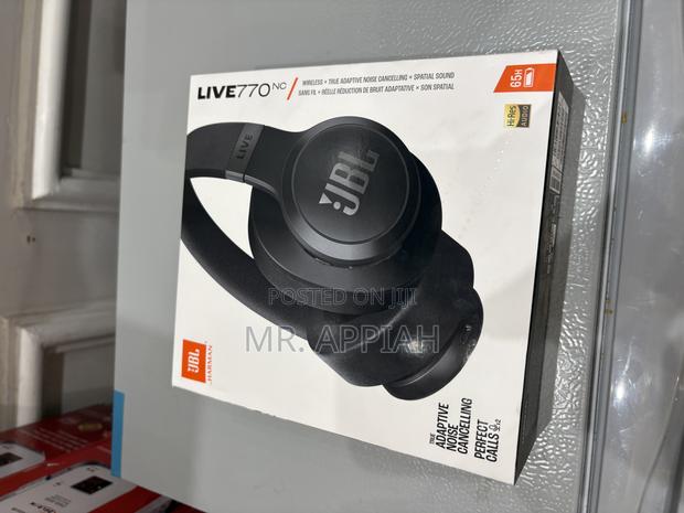 Classic JBL Live 770 Premium Noise Cancelling Headphone(Black) · Photo 2