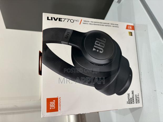 Over Ear JBL Live 770 Premium Wireless Bluetooth Headphone. · Photo 2