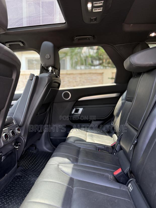 Land Rover Discovery HSE R-Dynamic 2021 Gray