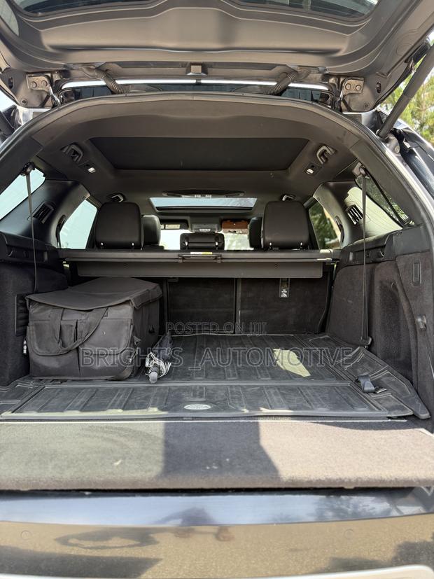 Land Rover Discovery HSE R-Dynamic 2021 Gray