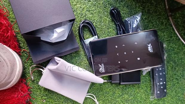 Smart Projector Rechargeable Android photo 5