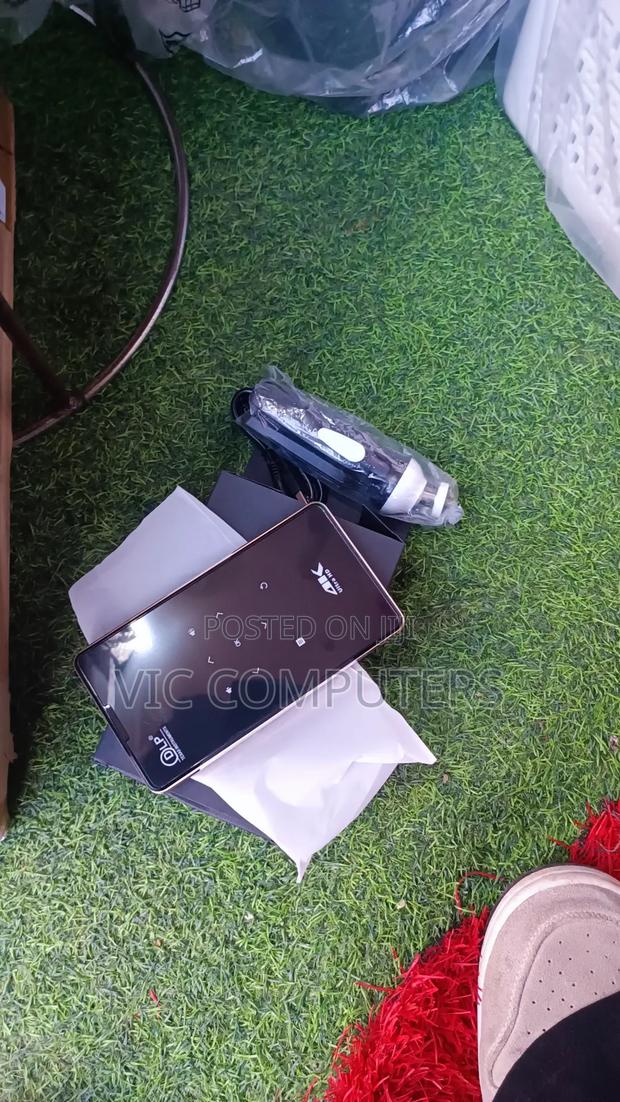 Smart Projector Rechargeable Android photo 8