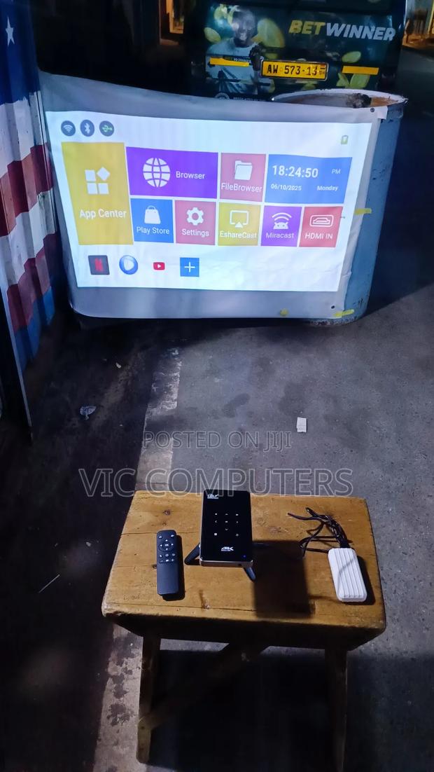Smart Projector Rechargeable Android photo 11