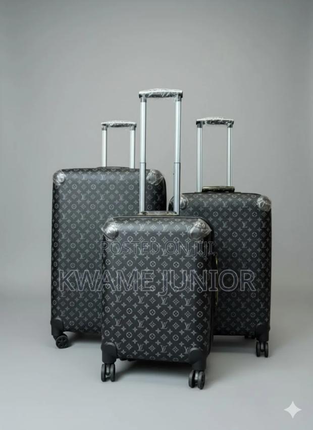 Louis Vuitton Trolling Traveling Luggage Luxurious Bags