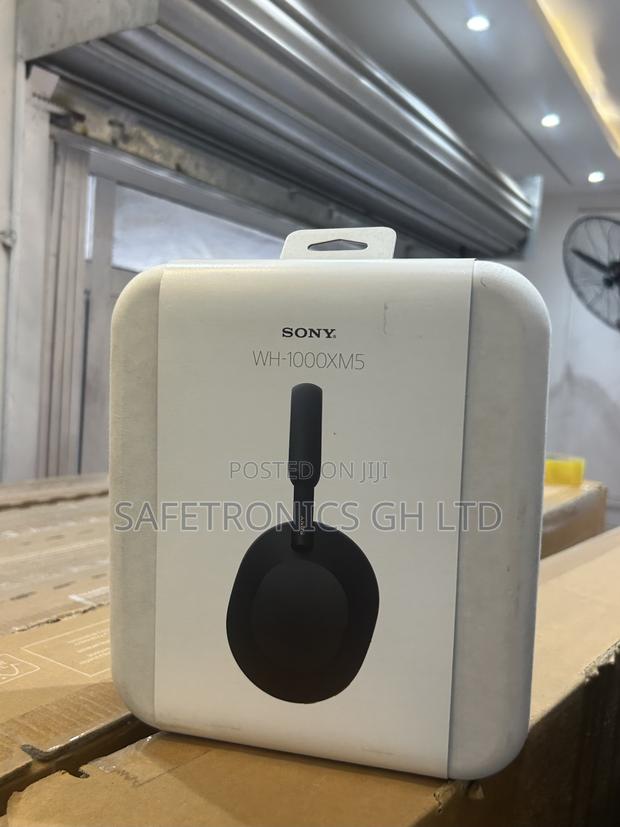 Order Black Sony Bluetooth Wh-1000xm5 Headphones · Photo 2