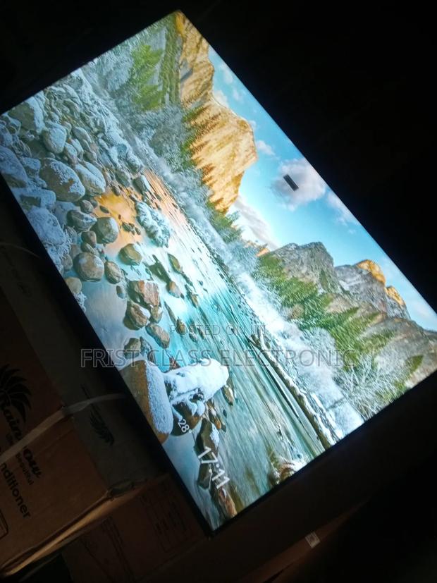 55" of Unparalleled Viewing · Photo 3