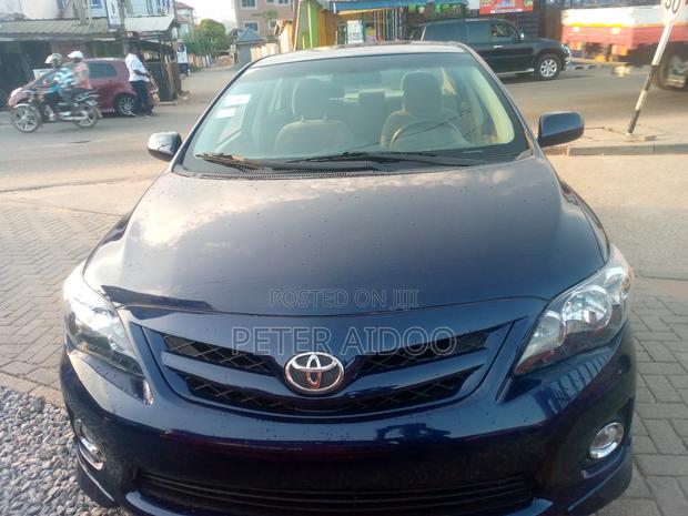 Toyota Corolla 2013 Blue