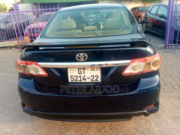 Toyota Corolla 2013 Blue