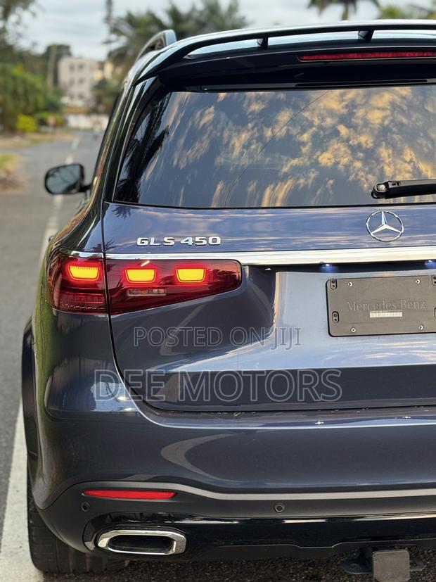 Mercedes-Benz GLS-Class 2024 Blue