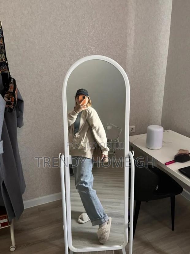 Modern Dressing Mirror With Stand Perfect for Bedroom Boutique photo 2
