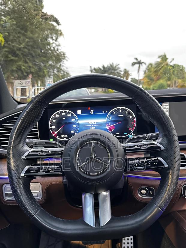 Mercedes-Benz GLS-Class 2024 Blue