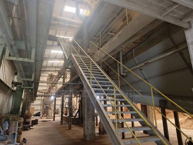 5acres of Commercial Property for Sale · Photo 2