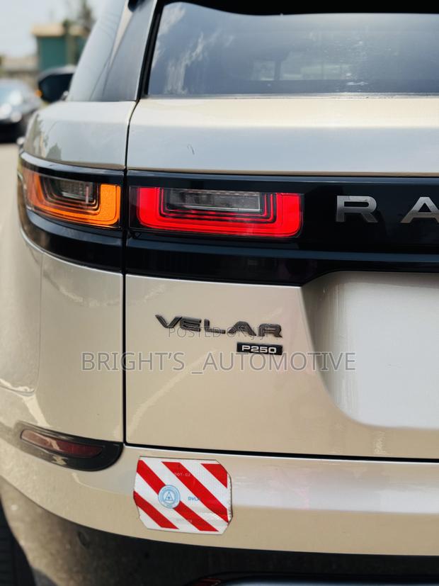Land Rover Range Rover Velar P250 SE R-Dynamic 4x4 2019 Gold