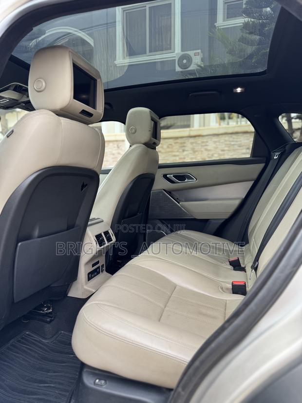 Land Rover Range Rover Velar P250 SE R-Dynamic 4x4 2019 Gold