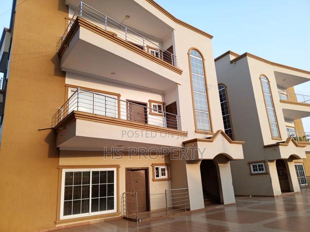 3bdrm Apartment in East Legon for rent