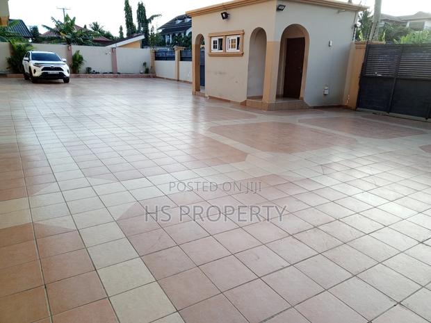 3bdrm Apartment in East Legon for rent photo 2