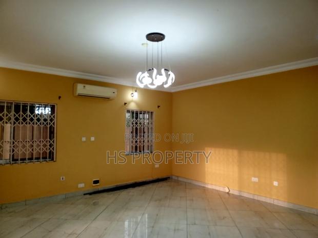 3bdrm Apartment in East Legon for rent photo 4