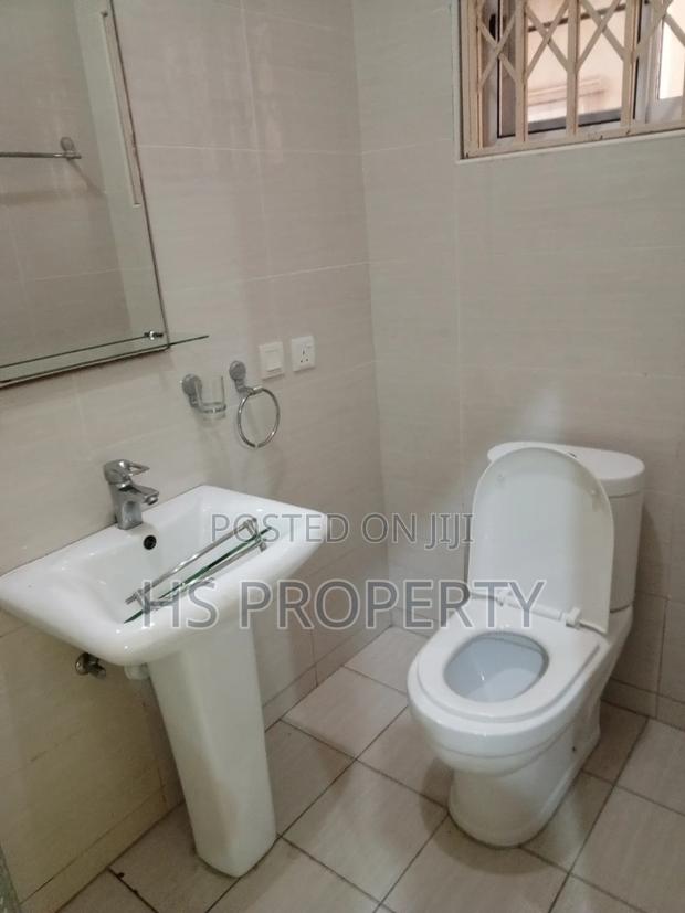 3bdrm Apartment in East Legon for rent photo 14