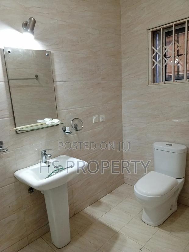 3bdrm Apartment in East Legon for rent photo 18