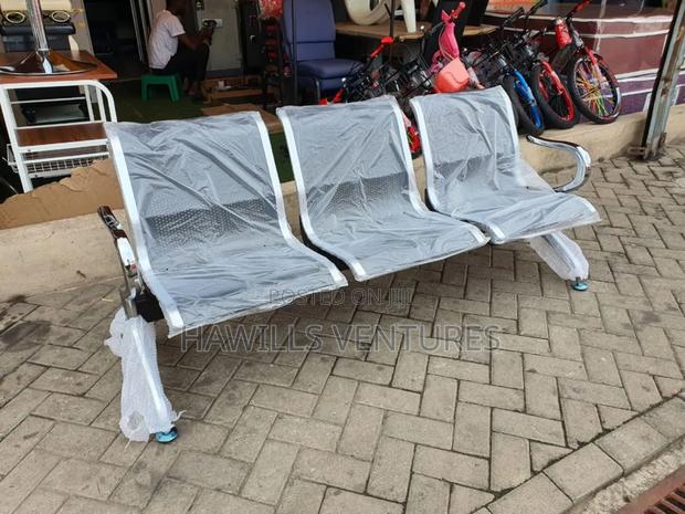 Hospital Waiting Chair · Photo 2