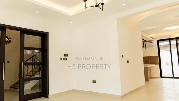 4bdrm House in East Legon for rent photo 8