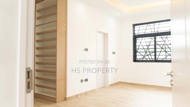 4bdrm House in East Legon for rent photo 15