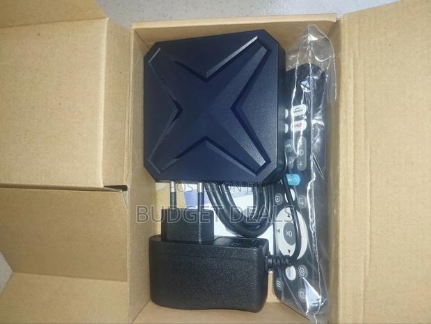 Q1 Mini+ Smart Streaming Android Tv Box photo 4