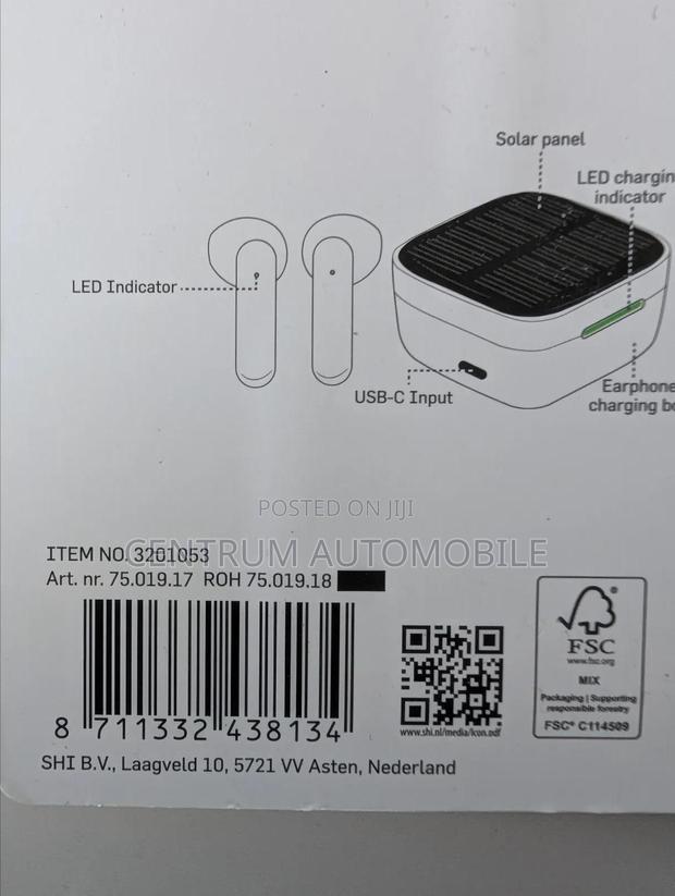 Solar Wireless Earbuds photo 2