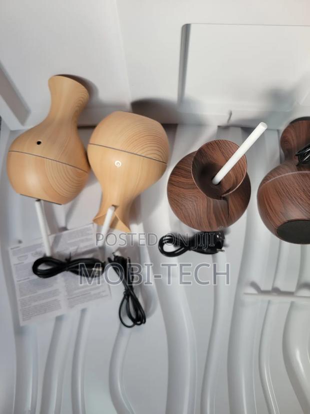 Usb-Powered Wood-Grain Aroma Diffuser and Humidifier photo 8