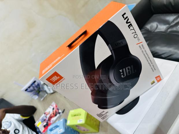 Call and Order for JBL Live 770nc Black Headphones · Photo 2