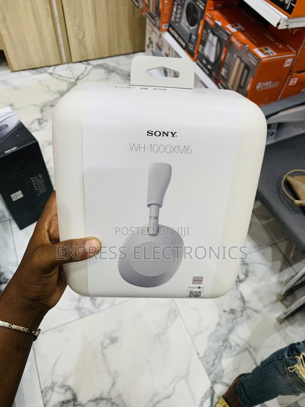 Lovely New White Wires Headset Sony Wh-1000xm6 · Photo 2