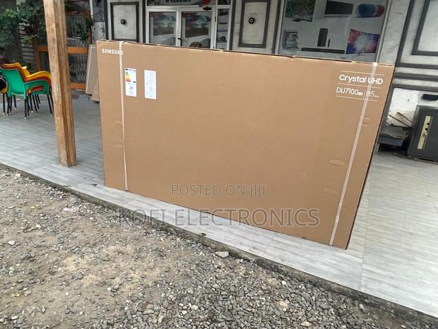Powerful Sound‐U 85′′ Crystal Uhd Samsung Tv · Photo 4