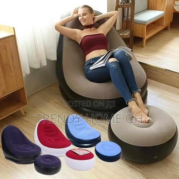 Portable Inflatable Sofa Chair Relax In Style · Photo 4